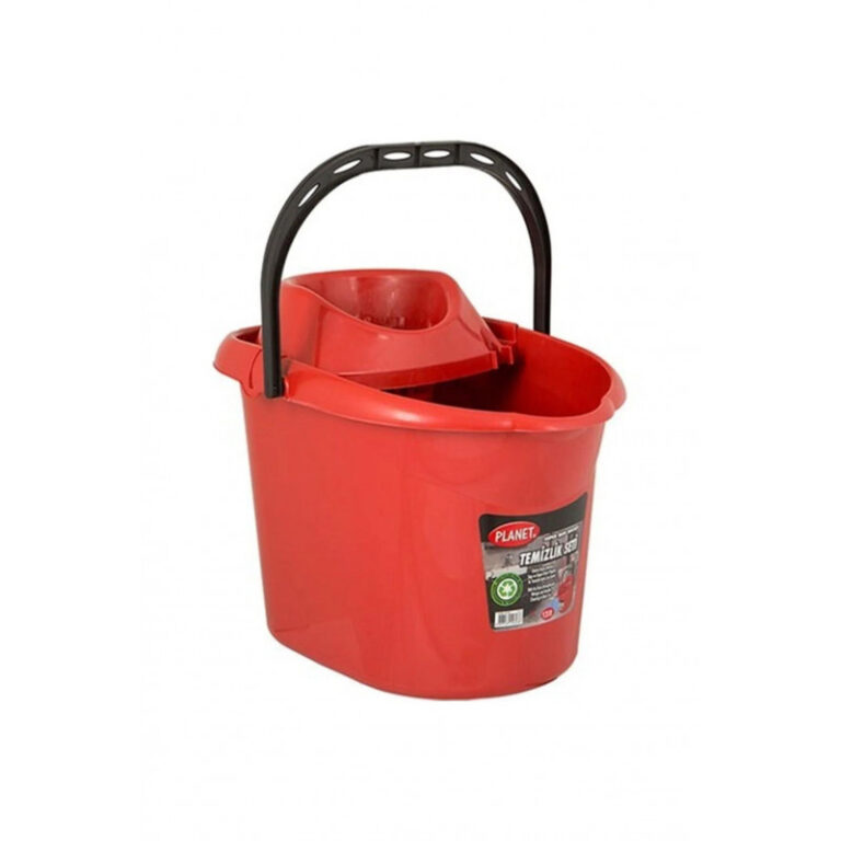 Căldarea cu storcător de 15 L este soluția practică pentru o curățenie eficientă și rapidă. Realizată din plastic rezistent, prevăzută cu mâner ergonomic și storcător integrat, permite stoarcerea mopului fără efort și fără contact direct cu apa murdară. Modelul este prevăzut cu roți, ceea ce asigură o mobilitate ușoară și confort în utilizare, fiind ideal atât pentru gospodării, cât și pentru spații profesionale. ✔️ Capacitate: 15 L ✔️ Material: plastic rezistent ✔️ Culoare: roșu (alte culori disponibile în funcție de stoc) ✔️ Accesorii: storcător integrat ✔️ Mobilitate: prevăzută cu roți pentru transport facil