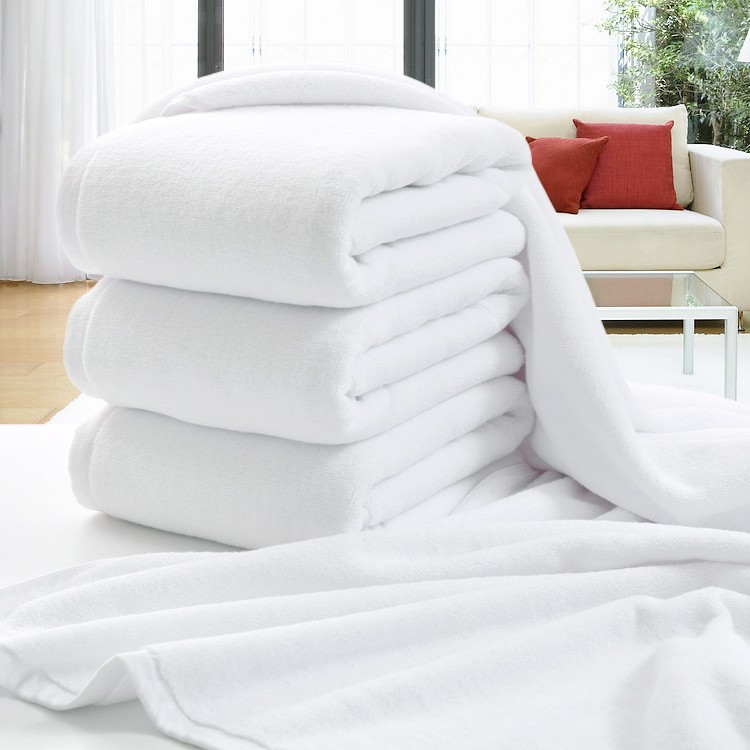 Prosop HOTEL 70x140, alb, 550g/mp, 100% bumbac